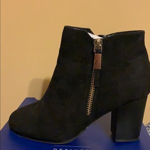 Suede boots